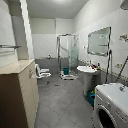 City Center Spacious 2 Bedroom Shkoder